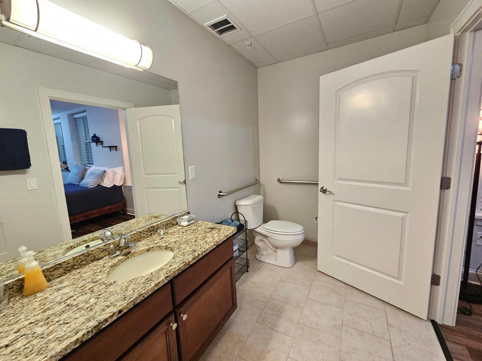 Cute + Cozy Studio At The Inman - 207 Champaign Exterior foto